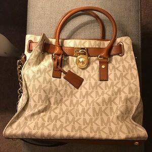 Michael Kors Hamilton Large